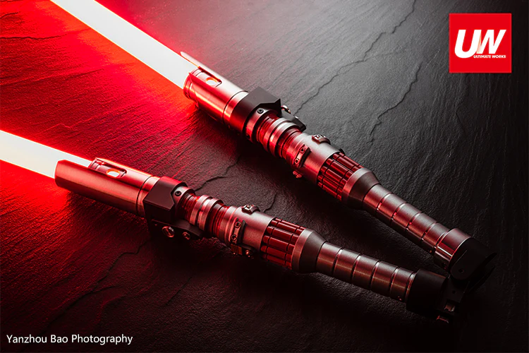 Ultimate Works DR 'DARK REY' Custom Saber - Image 3