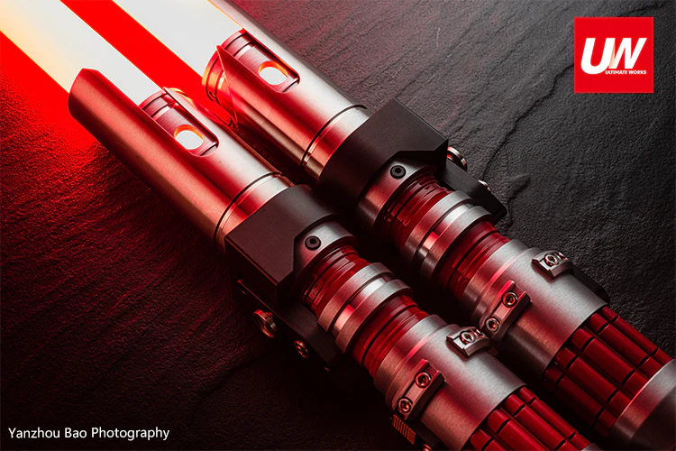 Ultimate Works DR 'DARK REY' Custom Saber - Image 4